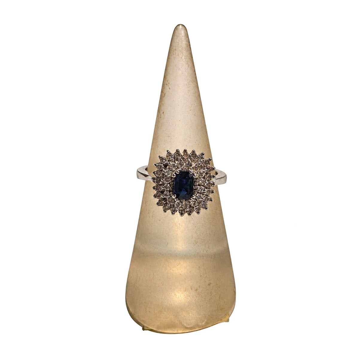 Anillo con zafiro - Mercurio Subastas